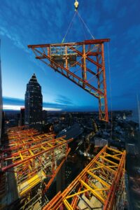 Auskragung im 33. Stockwerk